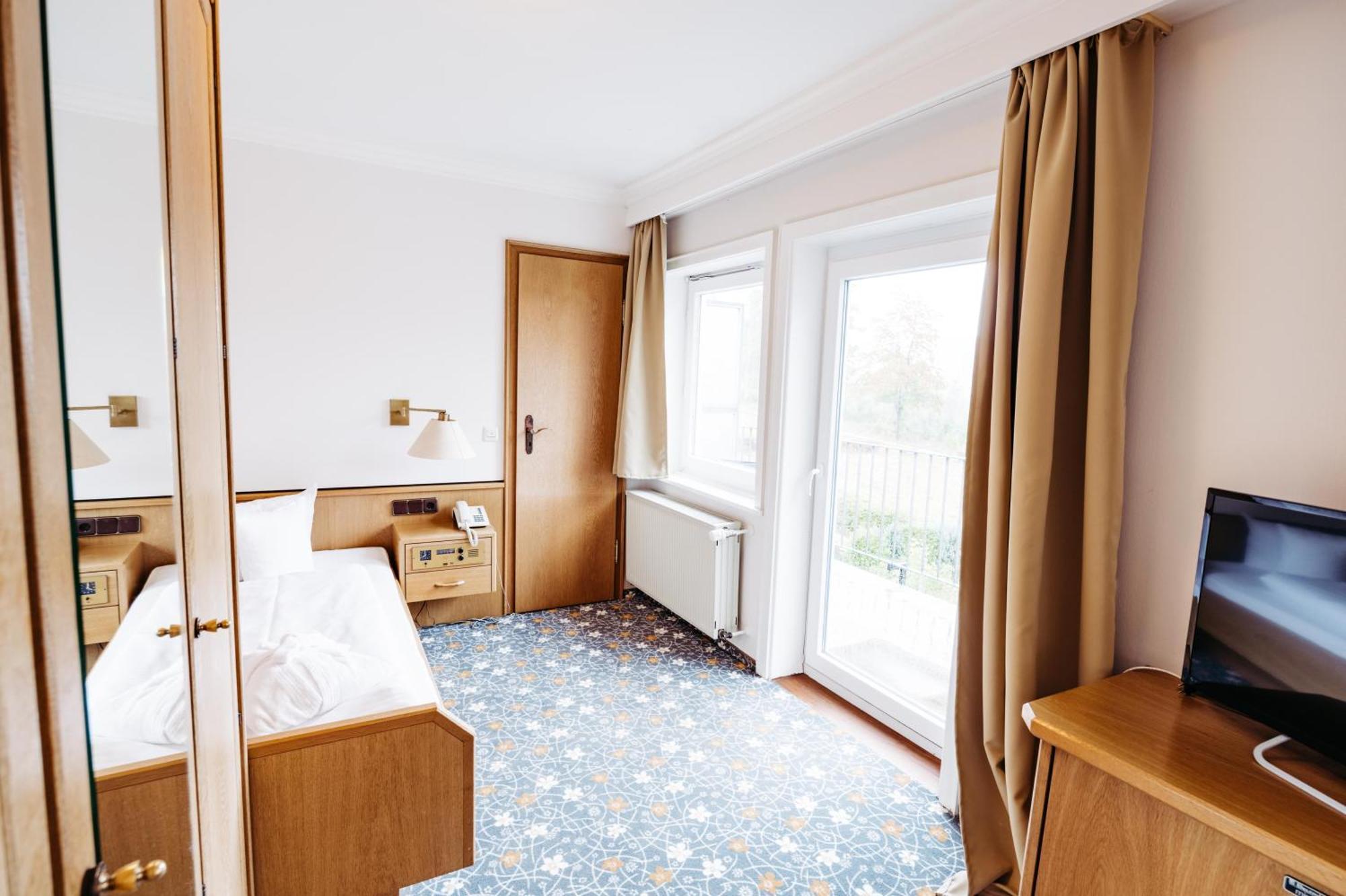 Berghotel Hoher Knochen Winterberg Exterior photo